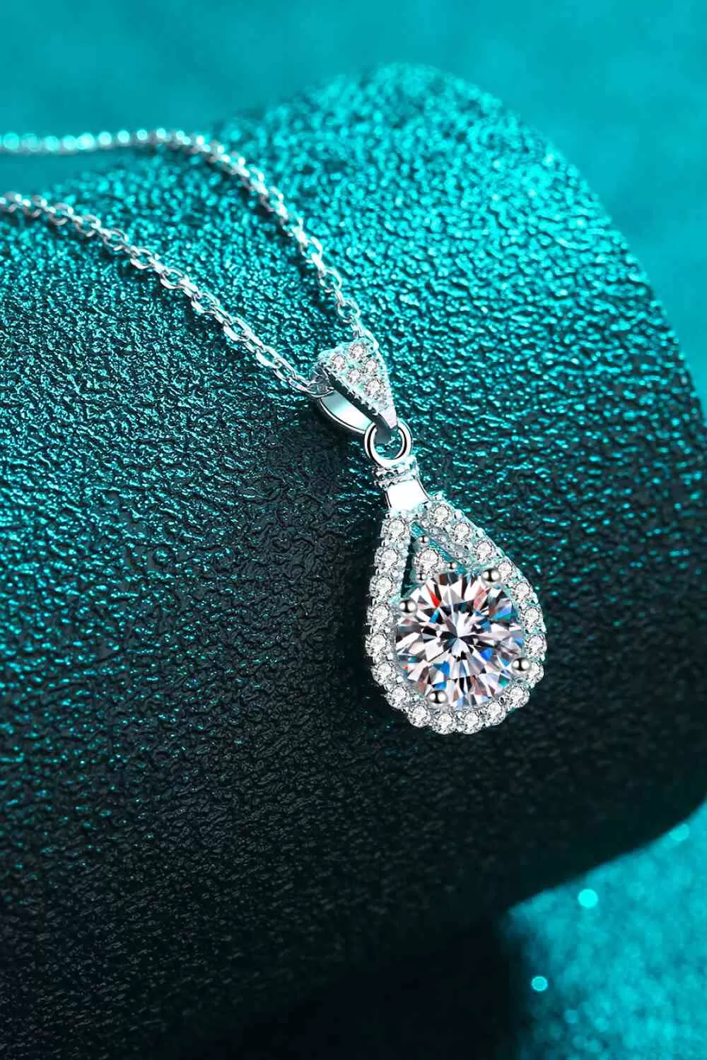 1 Carat Moissanite Teardrop Pendant Chain Necklace