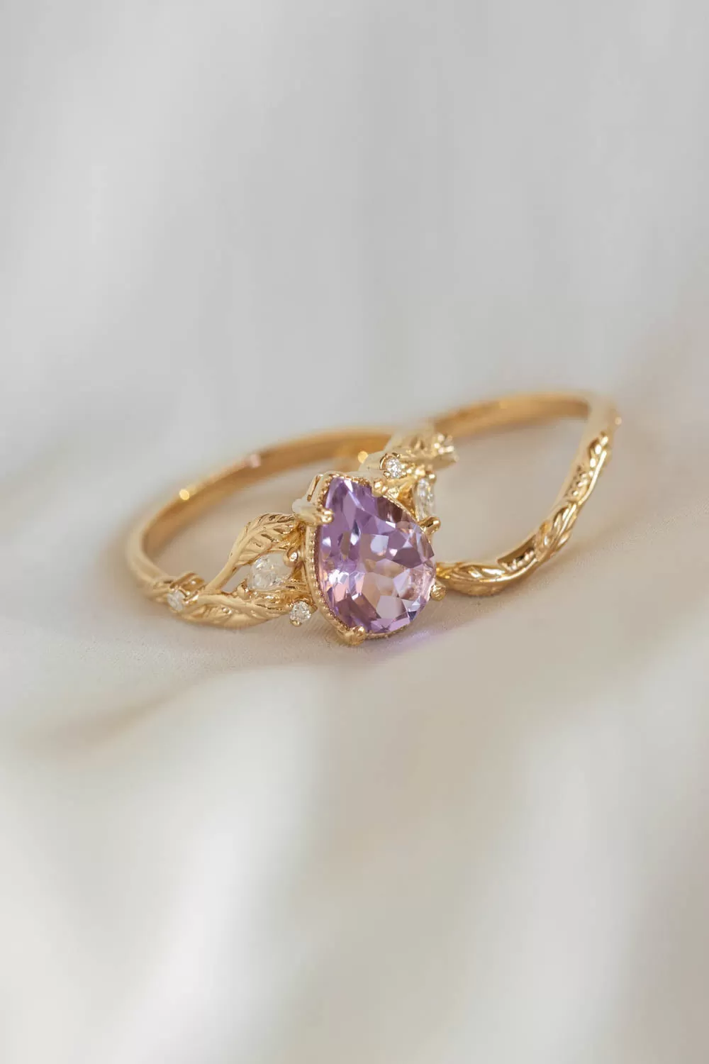 Amethyst leaf engagement ring set, big purple gemstone bridal ring set / Patricia