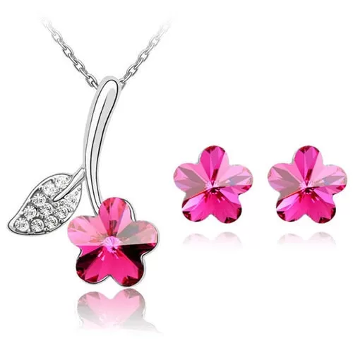 Austrian Crystal Flower Necklace & Earrings Fashion Jewelry Set