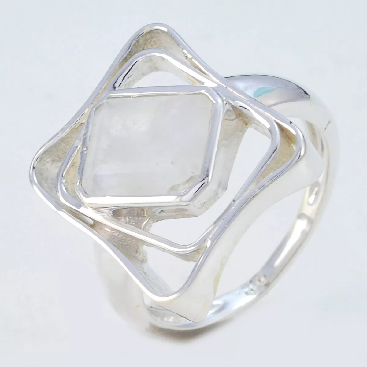 Captivating Gem Rainbow Moonstone Solid Silver Ring Gypsy Jewelry