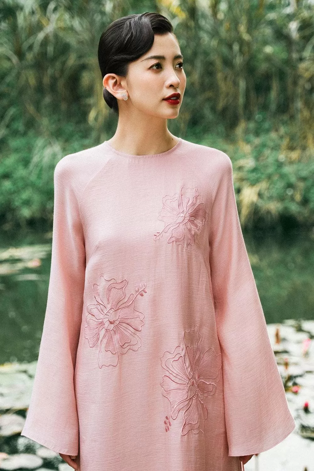 Chi Straight Round Neck Floss Silk Calf Length Ao Dai