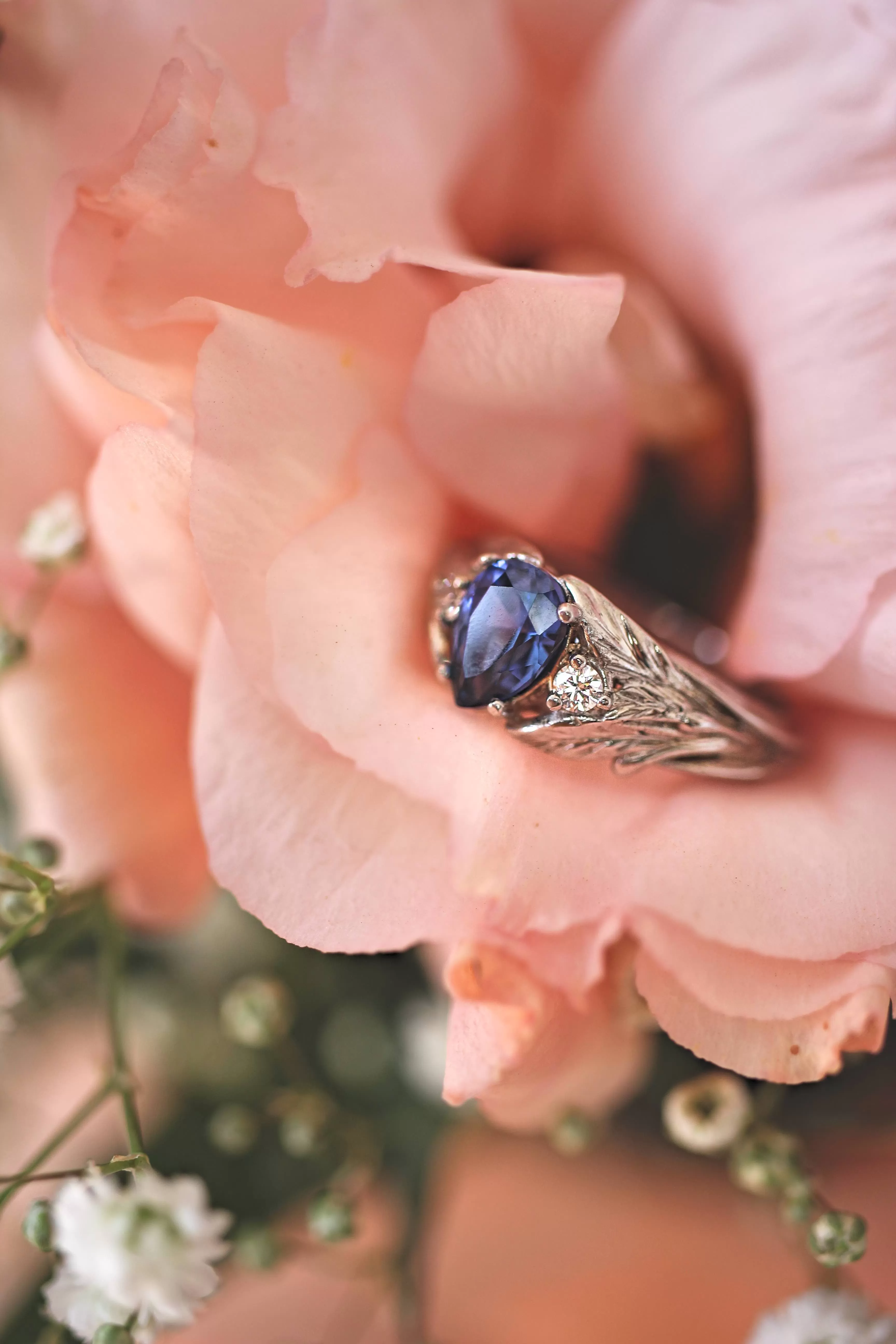 Custom order: Natural sapphire & diamonds ring set / Wisteria