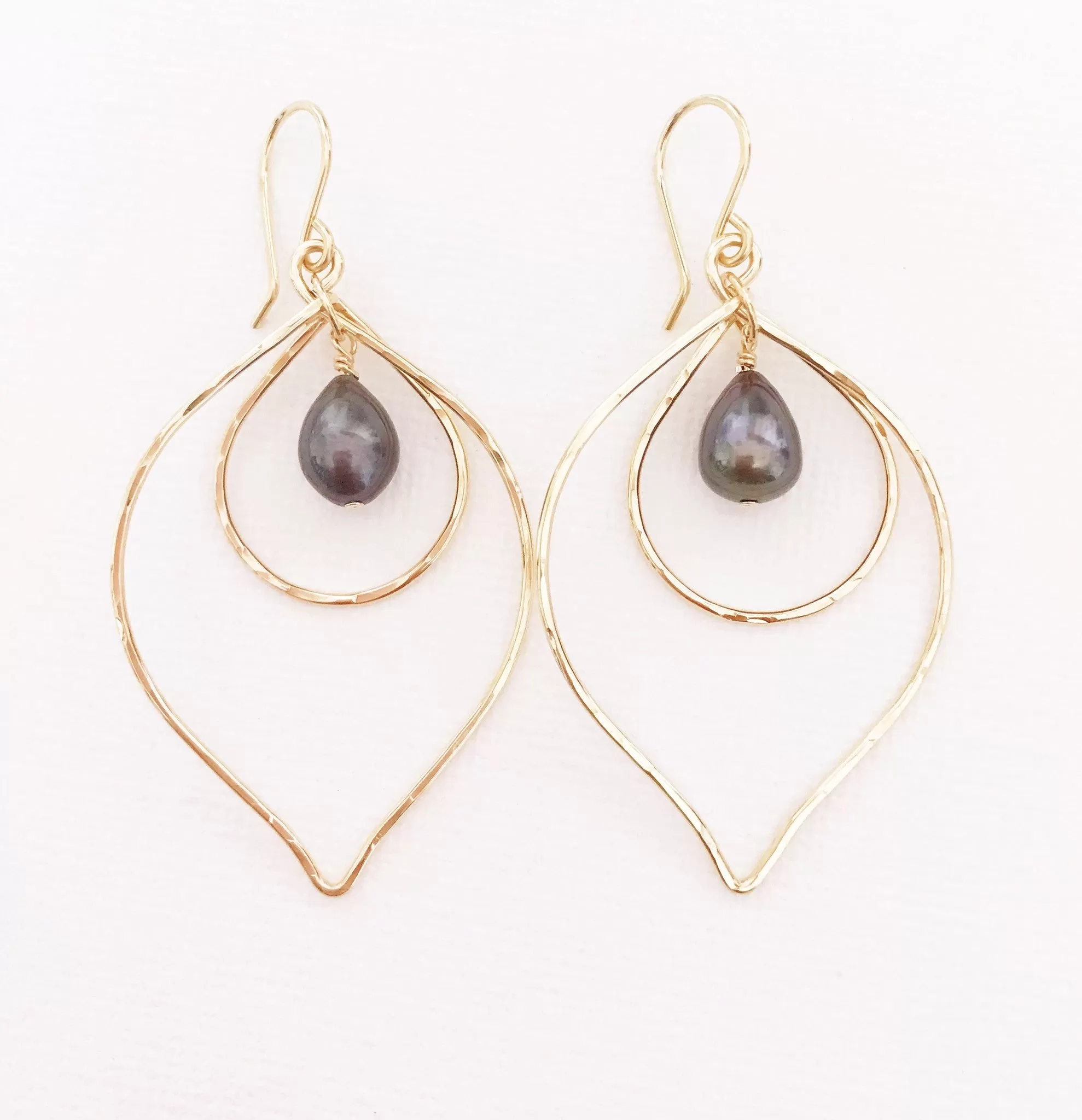 Earrings Kina - black  pearl (E337)