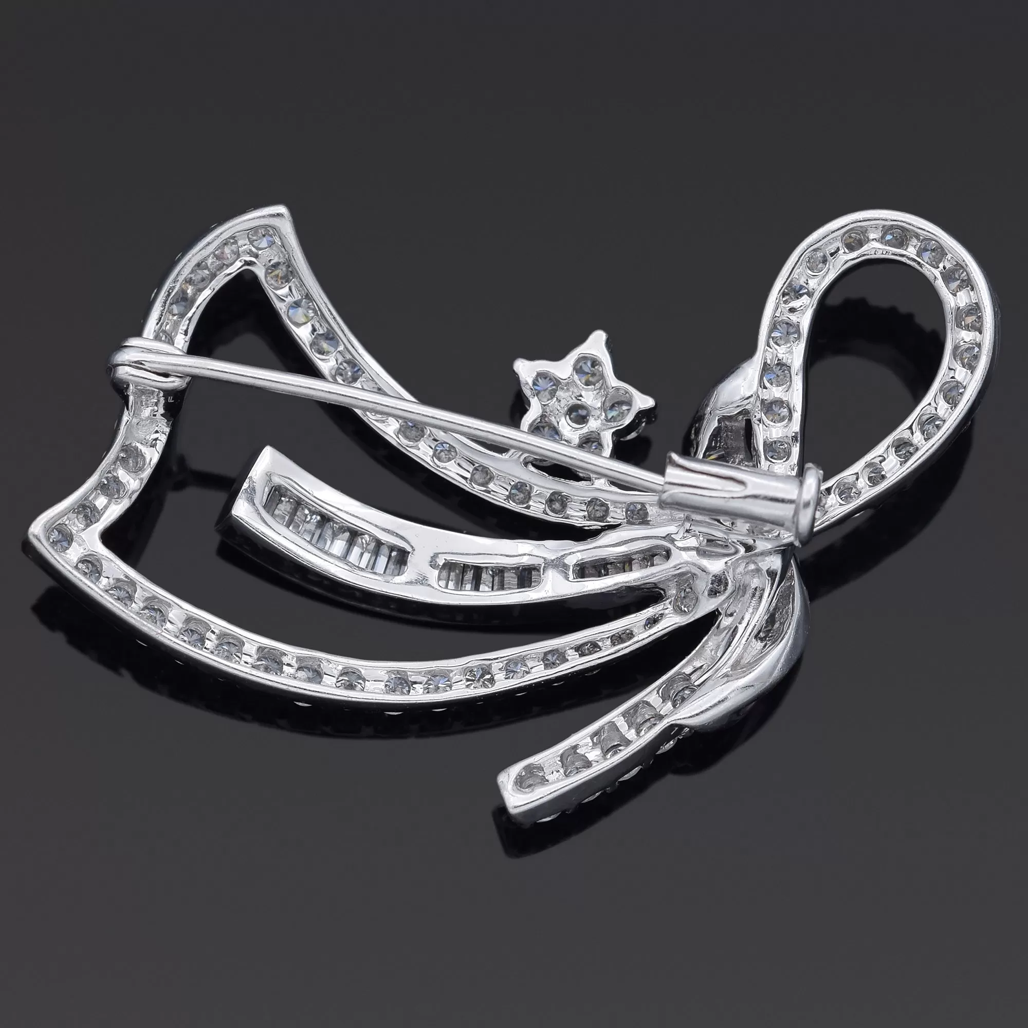 Estate 18K White Gold 2.08 TCW Diamond Brooch Pin