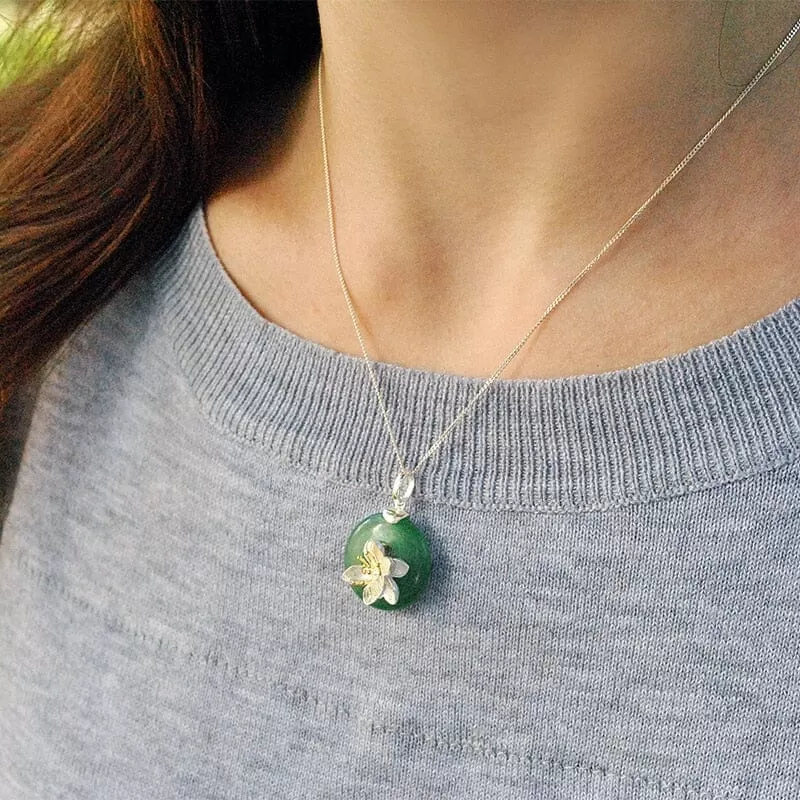 Fine Lotus Flower Green Aventurine Pendant - 925 Sterling Silver ( No Chain )