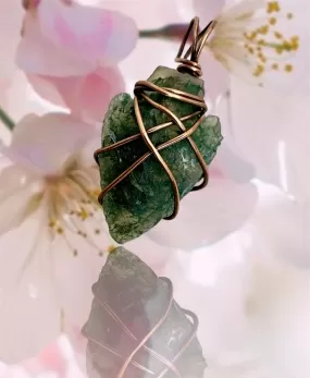 Green Dragon Vein Arrowhead Pendant