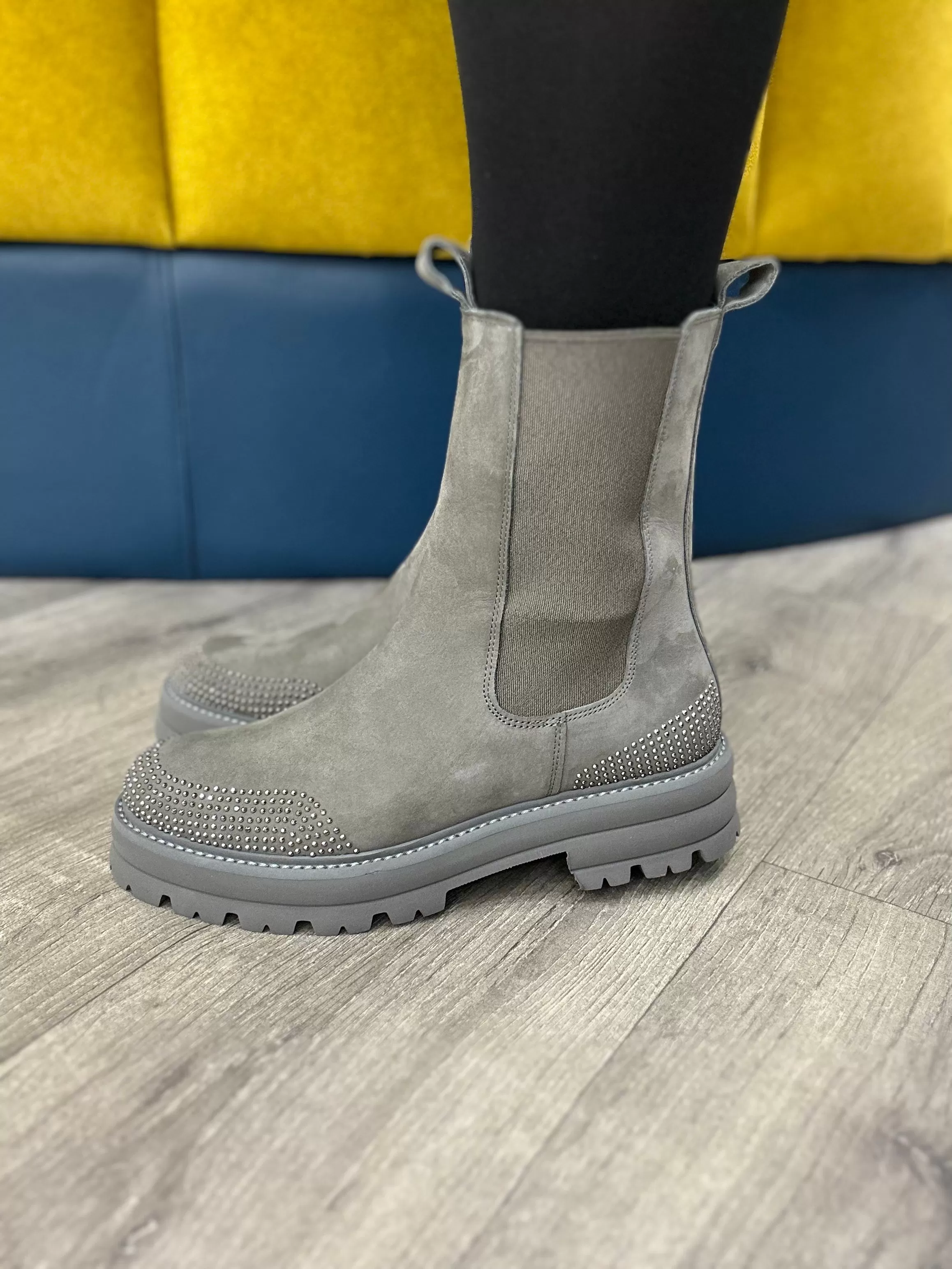 Kennel & Schmenger Grey Chelsea Boot