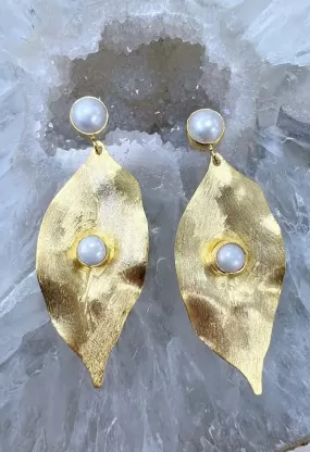 Laura Earrings-Gold