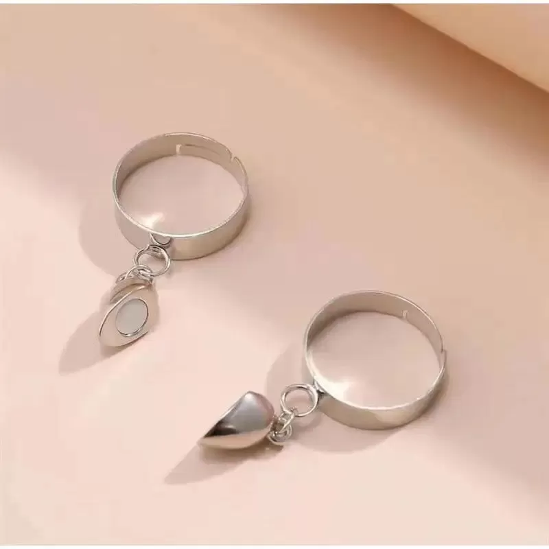 Magnetic Chain Couples Romantic Pair Ring Love Heart Pendant Opening Women Lovers Jewelry