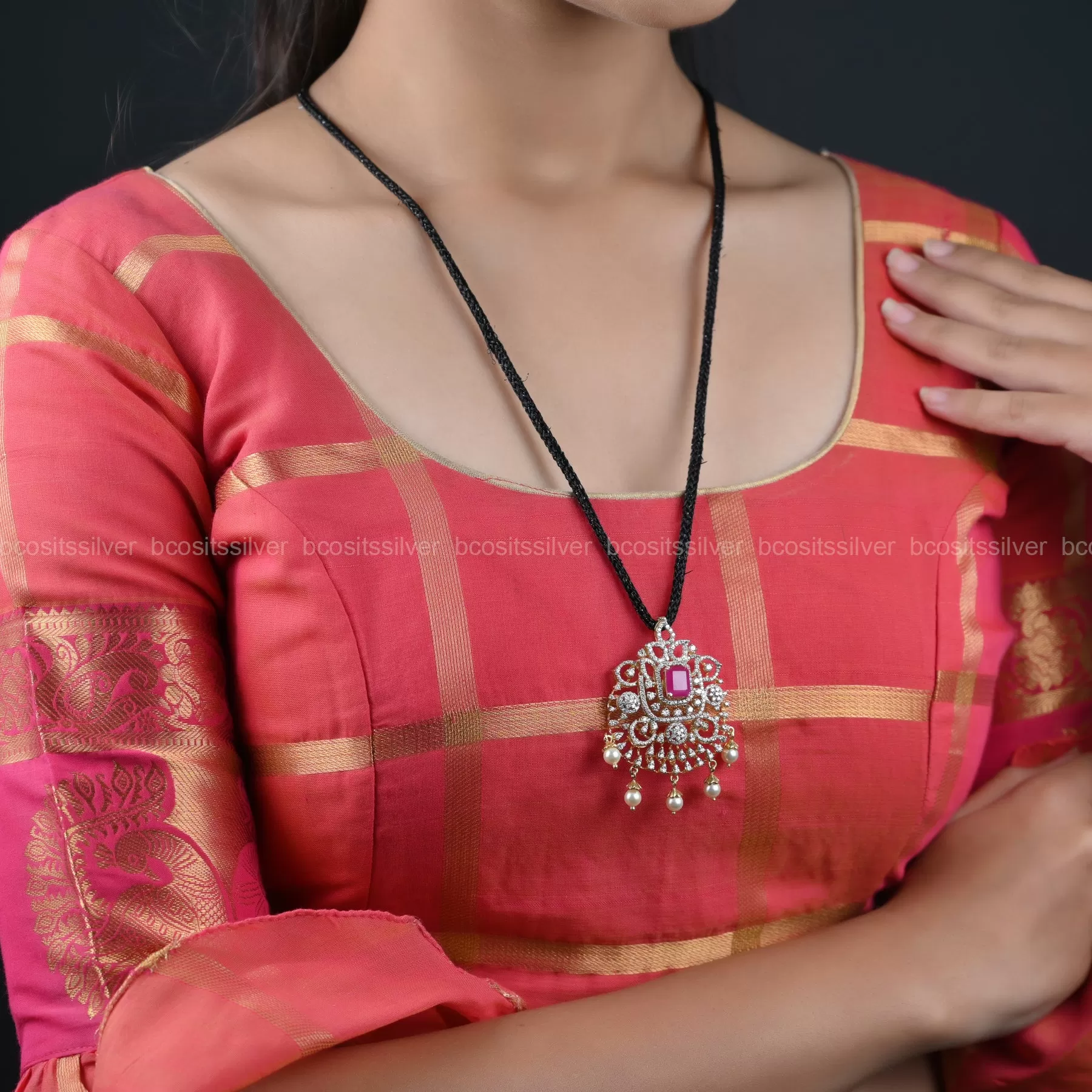 Navaratri Pendant Comes Tikka - 7077 - MADE TO ORDER