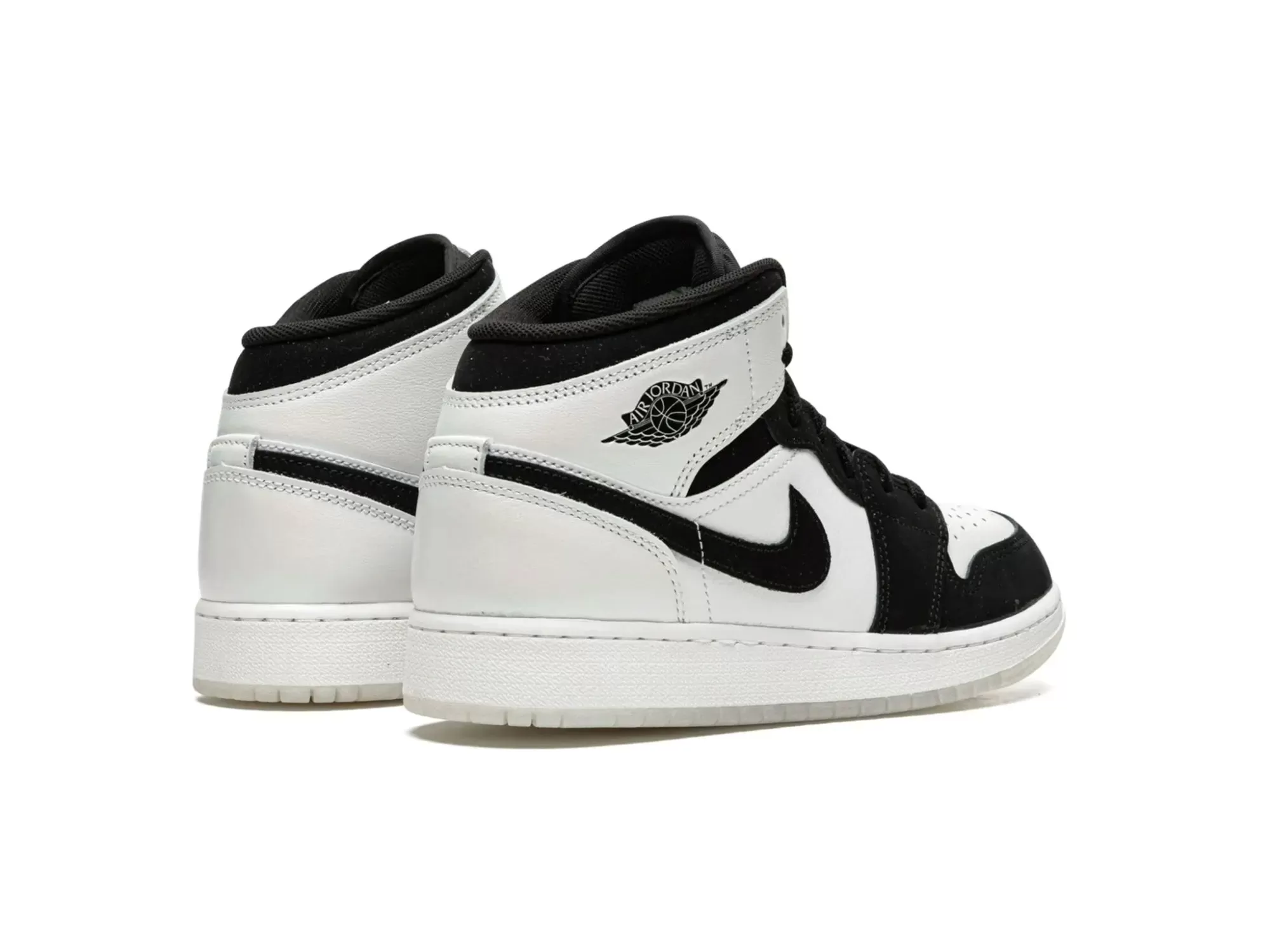 Nike Air Jordan 1 Mid "Diamond Shorts"