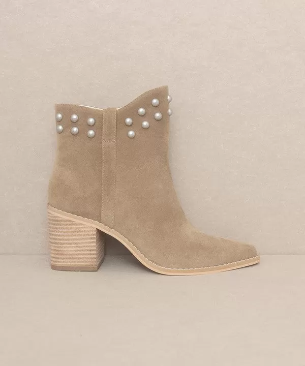 Oh My Alofi - Studded Collar Booties