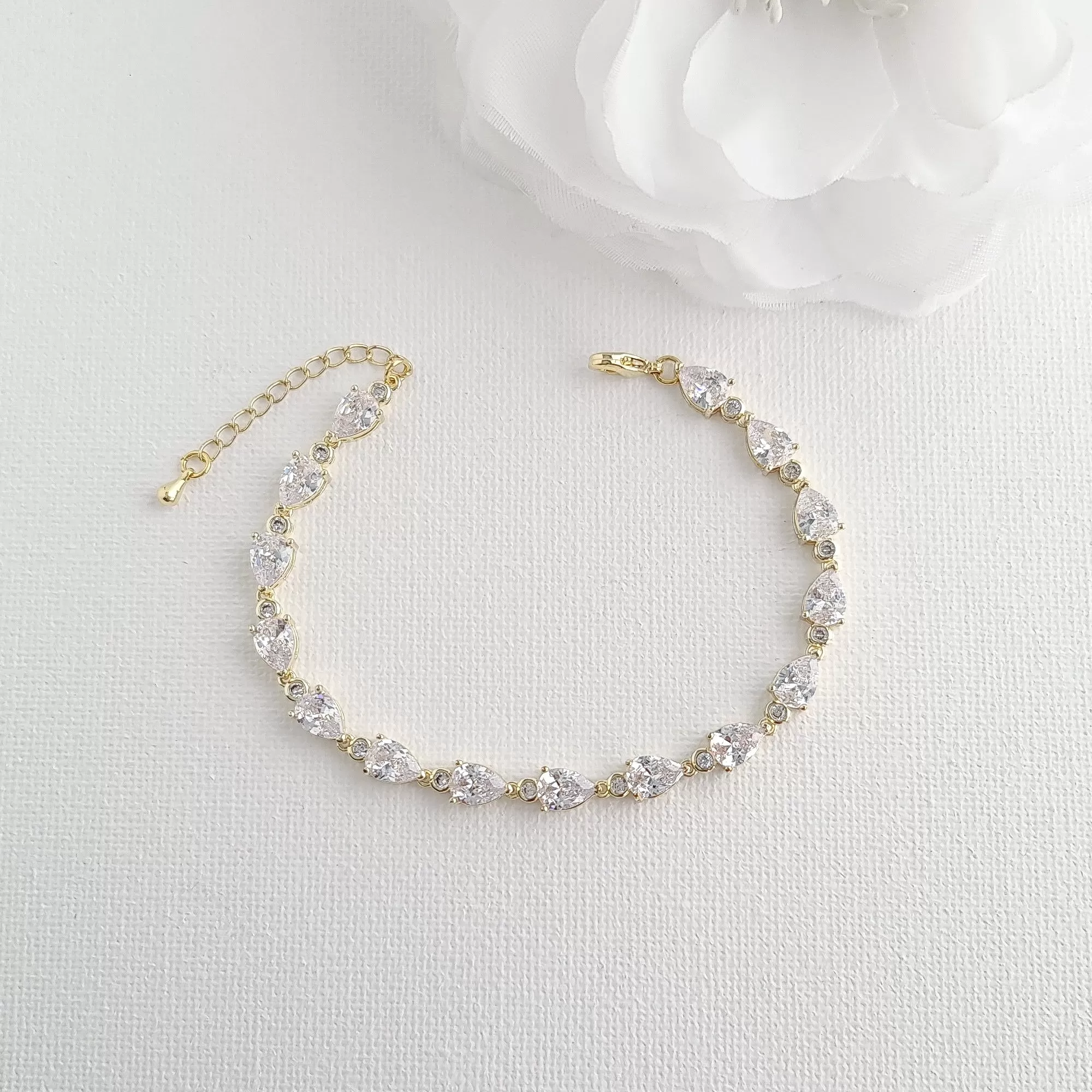 Pear and Round Shaped Bridal Bracelet- Ivy