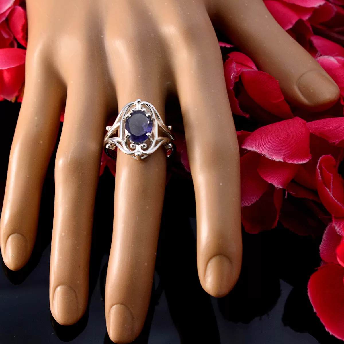 Pleasing Gemstone Iolite 925 Sterling Silver Rings Ledies Jewelry