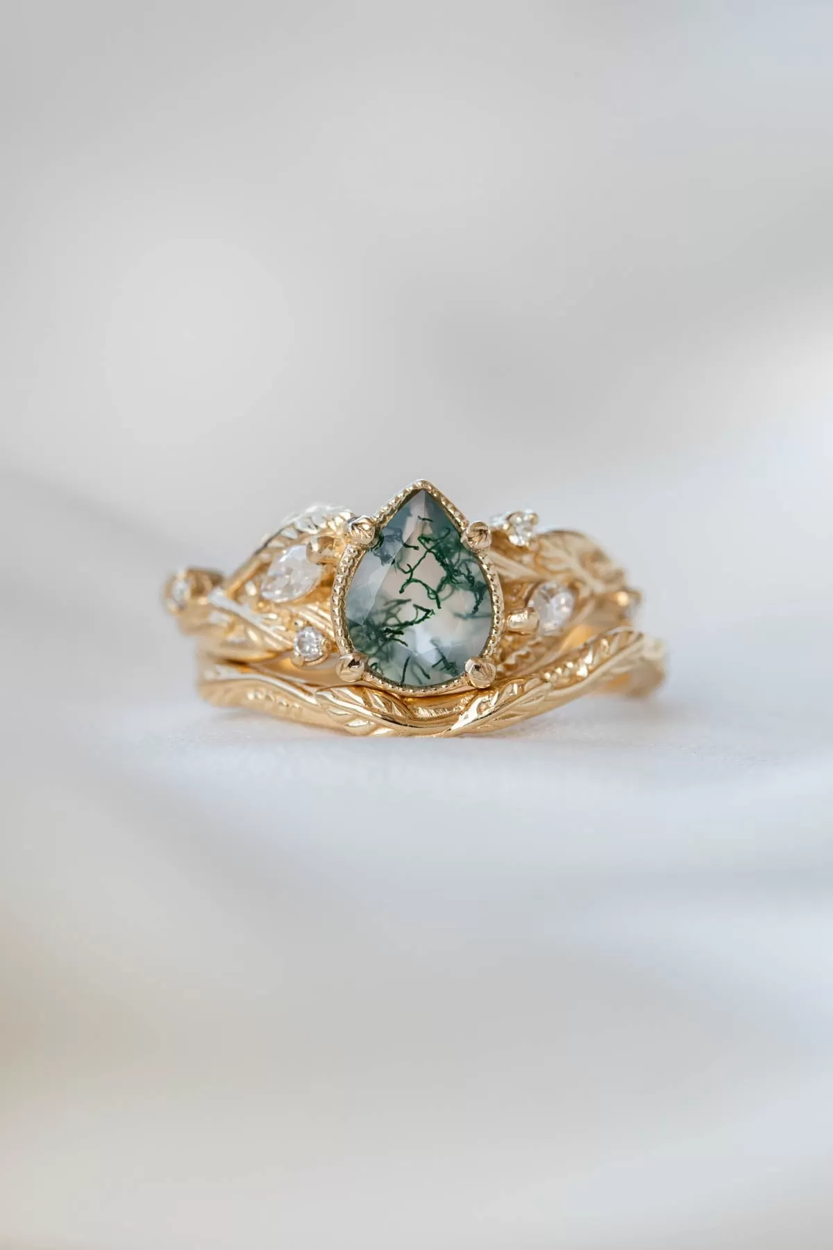 Unique moss agate engagement ring with diamonds, nature themed leaves and diamonds ring / Patricia